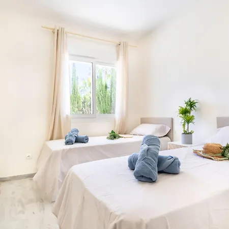 Altos De Banus Lv Apartman *